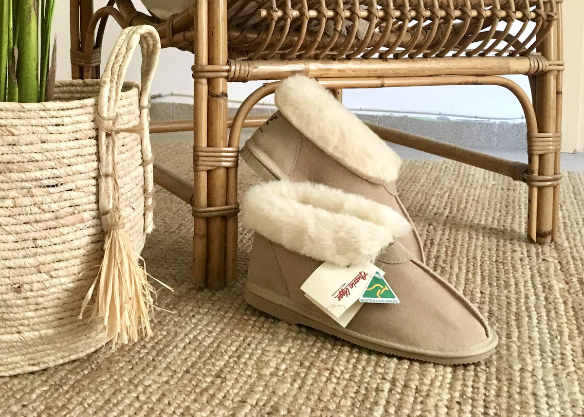 Australian made real sheepskin ugg boot, house slipper